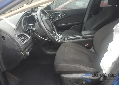 2015 Chrysler 200 Limited z USA, uszkodzony, nr VIN 1C3CCCAB4FN682032